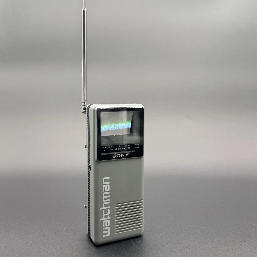 Sony FD-10A Watchman Portable Black & White‎ TV Vintage Tested Powers On